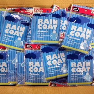 250 Count Disposable Rain Ponchos - Adult